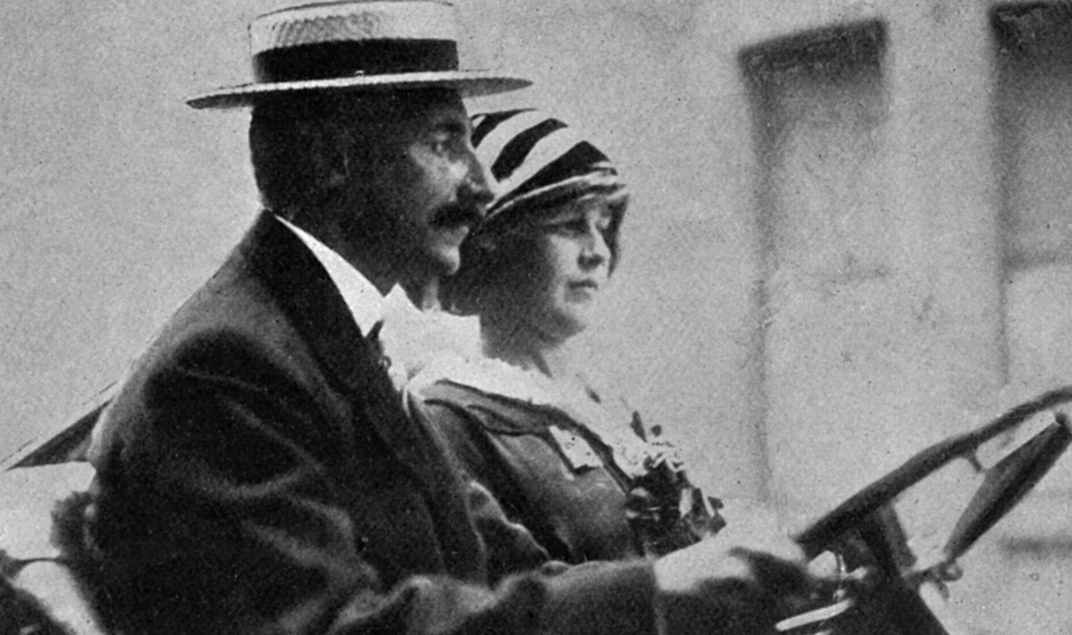 John Jacob Astor koos oma abikaasa Madeleine’iga. Mees aitas naise päästepaati ja läks seejärel ise Titanicuga põhja.