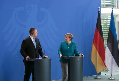 Angela Merkel kiitis Eesti digipoliitika ajamist ja eesistumiseks valmistumist ülivõrretes.
