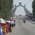 В Северной Корее сняли памятник, символизирующий союз с Южной Кореей