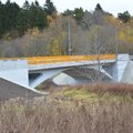 FOTOD: Lükati tee sild sai 275 000-eurose värskenduskuuri