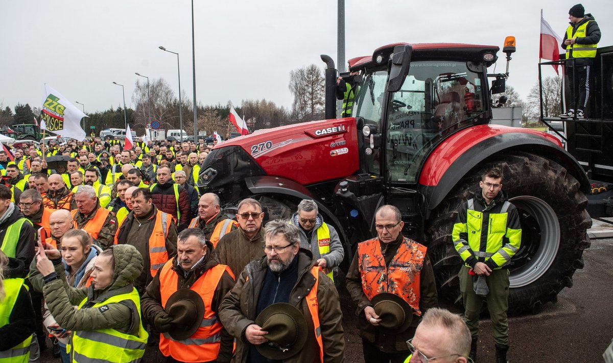 Põllumajandustootjad protestivad Poola-Ukraina piiripunkti ees 23. veebruaril 2024.
