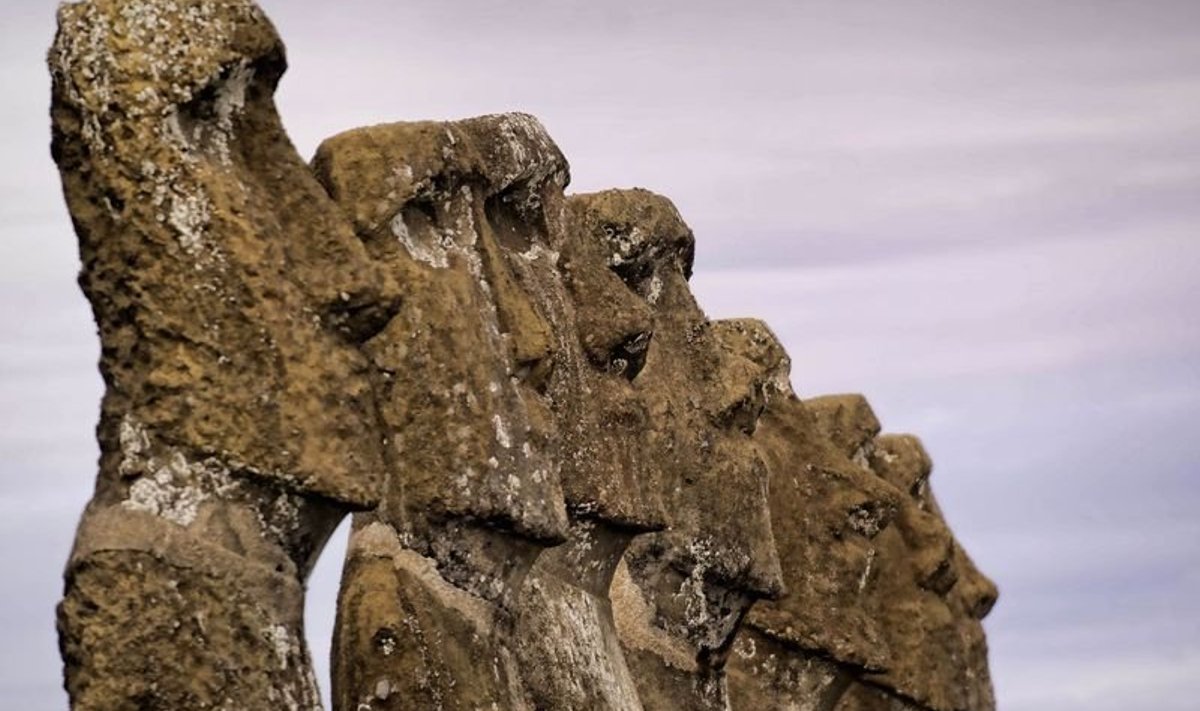 Rapa Nui kultuuri kivikujud Lihavõttesaarel