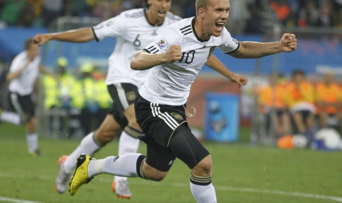 Germany's Lukas Podolski (R) celebrates after scoring a goal with teammate Sami Khedira during their 2010 World Cup Group D soccer match against Australia at Moses Mabhida stadium in Durban June 13, 2010.  REUTERS/Paul Hanna (SOUTH AFRICA  - Tags: SPORT SOCCER WORLD CUP)
