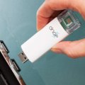 USB-pulk, mis teeb 21 minutiga HIV-i testi