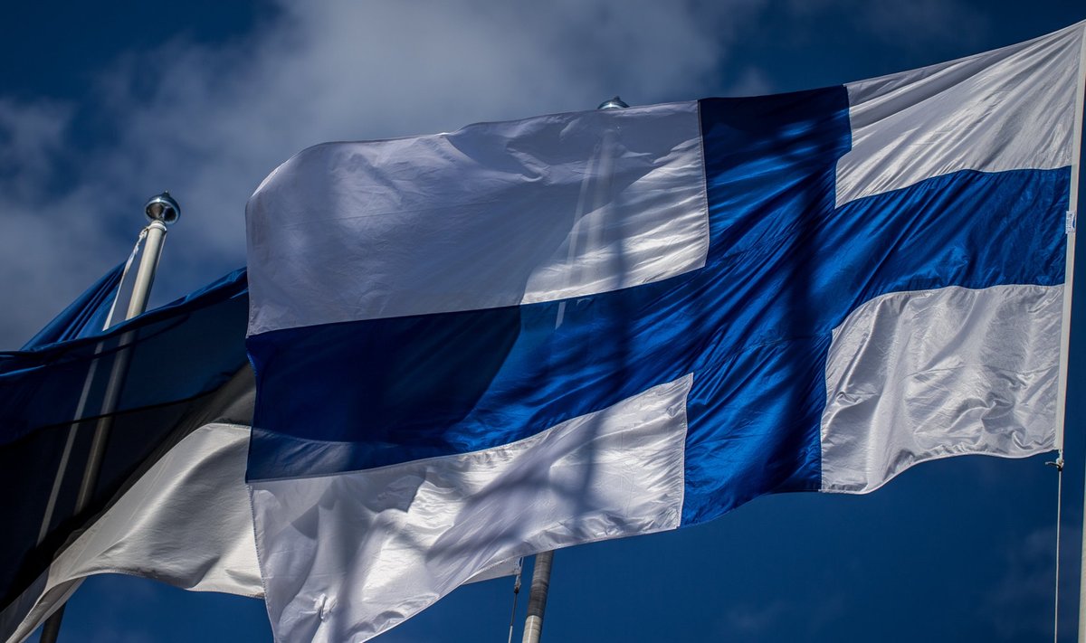 Soome, Eesti ja ELi lipp