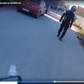 ВИДЕО: Алководитель без прав пытался сбежать от полиции. Его помогли поймать мотоциклисты