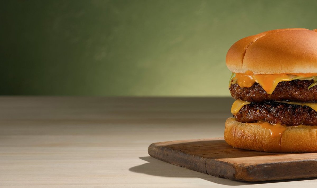 Taimepõhine burger, pihvi tootis Beyond Meat (tootja foto: beyondmeat.com)