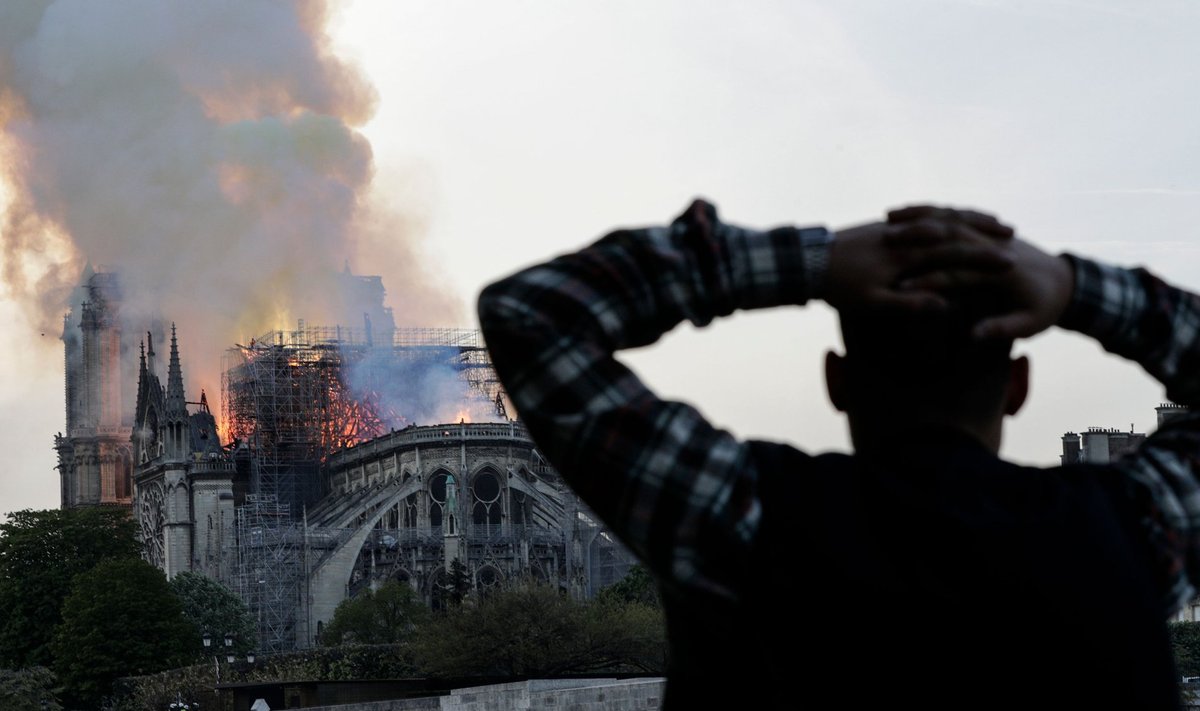 Notre Dame'i põleng