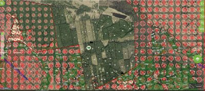 Visuaalse planeerimise töölaual paistavad hoiatused risupesa, kaitseala sihtkaitsevööndi, kaitseala piiranguvööndi, Natura metsaelupaiga, rendiala, jahirajatise, veekaitsevööndi ja kaldakaitsevööndi kohta.