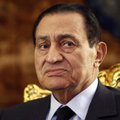 Nuttev Mubarak keeldus vanglasse minemast