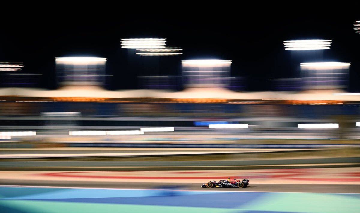 Red Bull eesotsas kahekordse maailmameistri Max Verstappeniga dikteerisid hooajaeelsetel testisõitudel tempot.