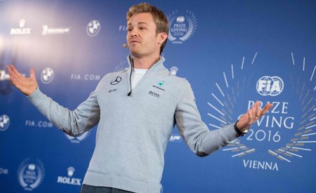 Nico Rosberg teatas karjääri lõpetamisest täna Viinis FIA auhinnagala eelsel pressikonverentsil.