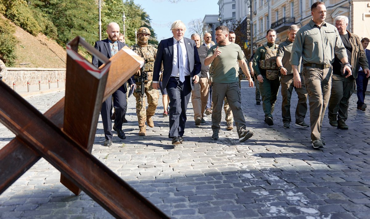 Борис Джонсон и Владимир Зеленский в Киеве