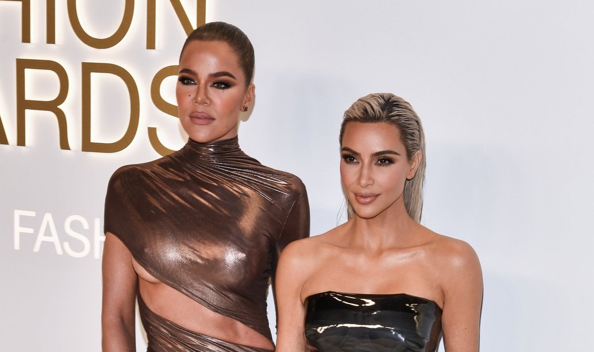 Khloe ja Kim Kardashian