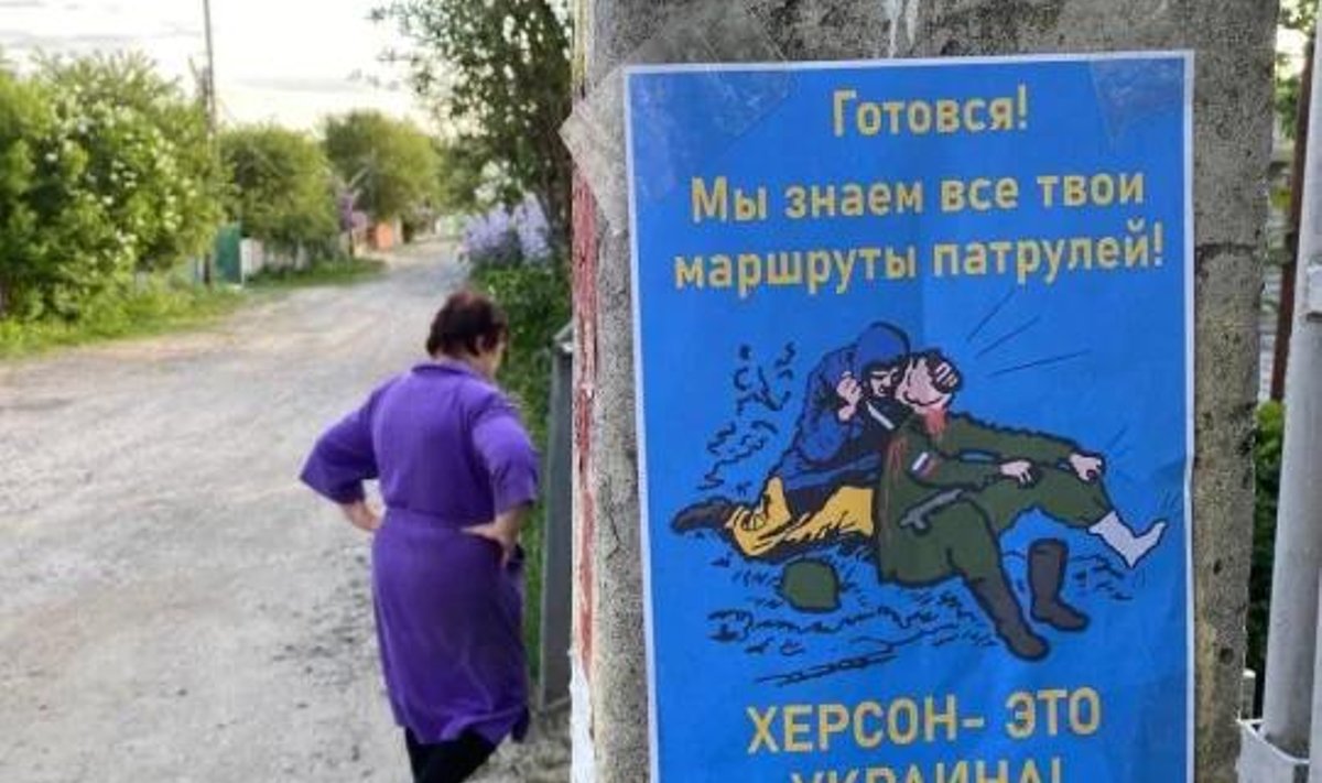 Partisanide lendleht okupeeritud Hersonis hoiatab, et Vene patrullide liikumised on ukrainlastele teada.