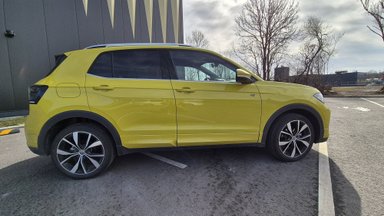 Uus auto Eestis: kompaktauto Volkswagen T-Cross