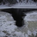 В реке Эмайыги утонул провалившийся под лед рыбак