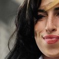 FOTO: Amy Winehouse esitles uusi silikoontisse