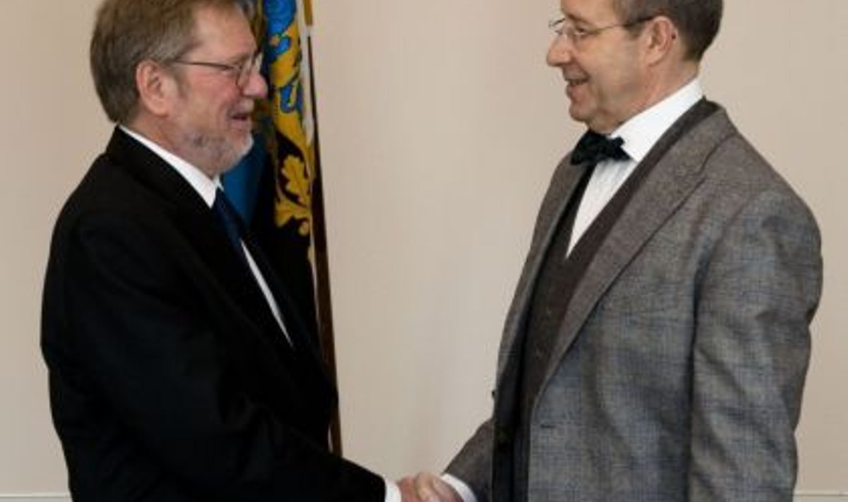 Ilves surub Taani kultuuriministri kätt