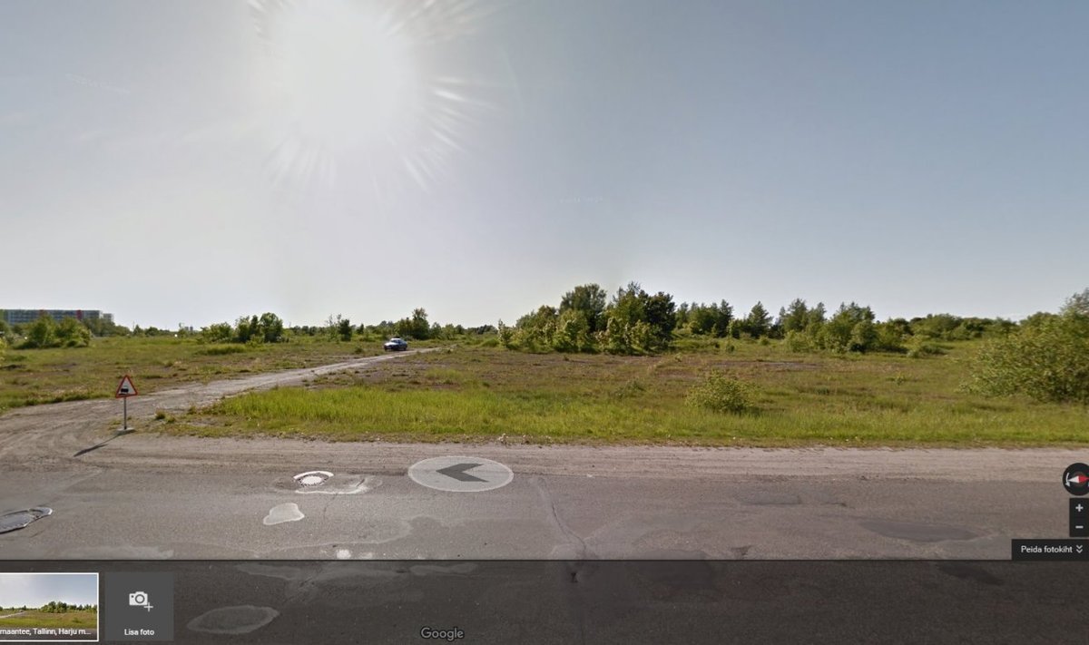 Narva mnt 129 Google'i tänavavaade - siia peaks uus haigla tulema.