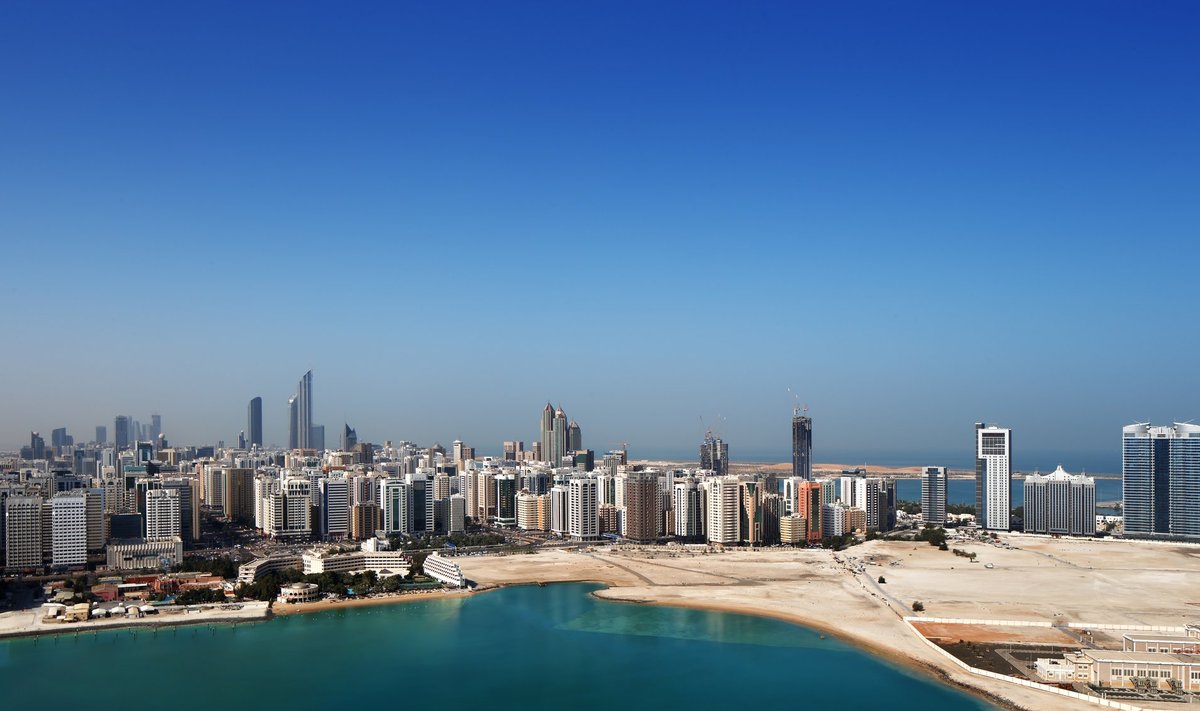 Abu Dhabis asuvad mitmete juhtivate naftakompaniide bürood.