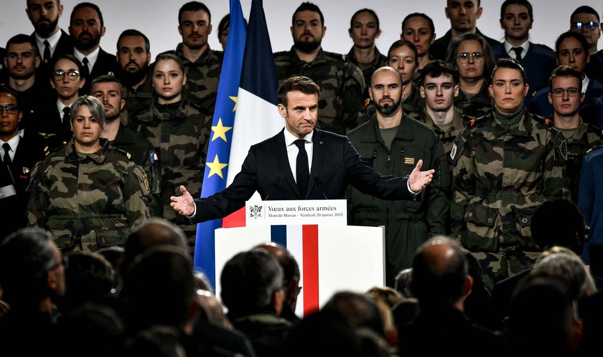 Emmanuel Macron pidas 2023. aasta alguses sõduritele kõne. Möödunud aastal toimus Macroni mõtlemises murrang ja ta otsustas Venemaad taltsutada, ütleb François Heisbourg.