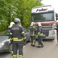ФОТО: В Тарту столкнулись легковушка и грузовик