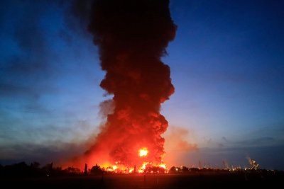 Balongani tehase põleng.