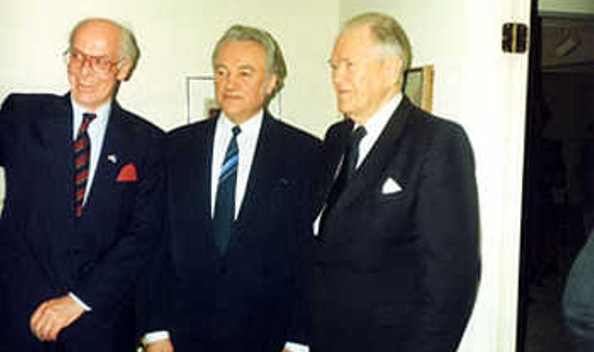 MERI TÖÖVÕIT: Et 29. märtsil1991 said Washingtonis kokku Eesti peakonsul Ernst Jaakson ja Arnold Rüütel, sündis tänu Lennart Meri nutikale lepitusideele. EESTI RIIGIARHIIV