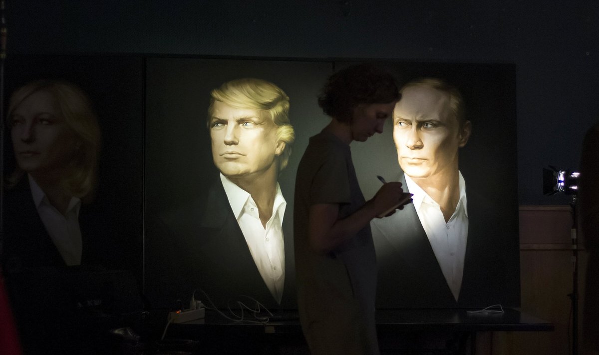 Ühes Moskva pubis on kohalik Vene kunstnik suutnud Trumpi ja Putini juba peaaegu ühte nägu maalida.