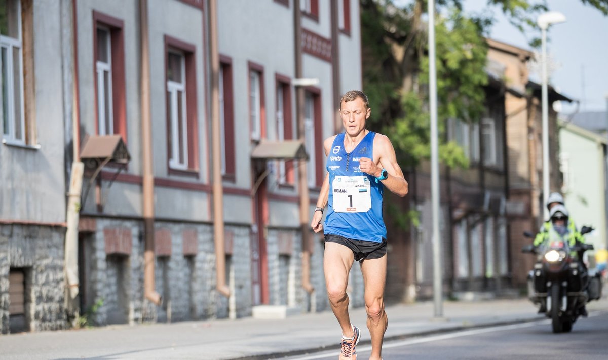 Roman Fosti Tallinna maratonil