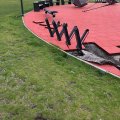 FOTOD | Lasnamäe linnaosavalitsus palub abi Tondiloo pargi mänguväljakul vandaalitsenud kurikaelte leidmisel