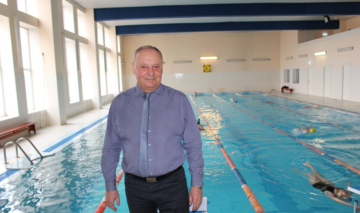 Директор нарвской спортшколы "Энергия" Иван Маштаков: "С сентября свободных часов в расписании бассейна станет значительно меньше".