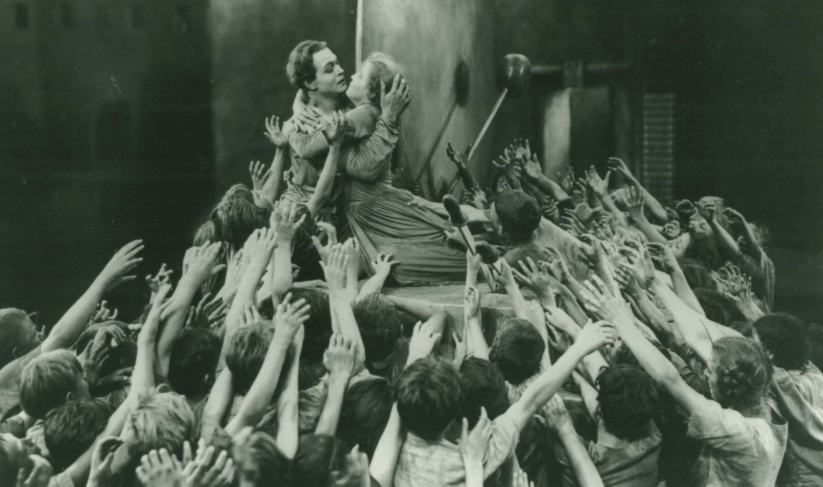 Fritz Langi “Metro­polist” peetakse üheks kinokunsti tipp­teoseks, millest said inspiratsiooni paljud hinnatud ulme­filmid.