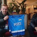 DELFI BRÜSSELIS: Eesti vutifänne turvab politseinikuna Belgias endine lõvipoiss