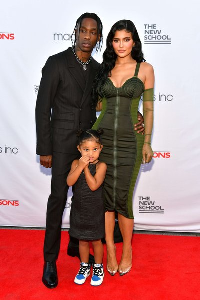 Travis Scott, Kylie Jenner ja nende tütar Stormi.