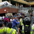 Беспорядки в Венесуэле: убиты пять человек, включая ребенка