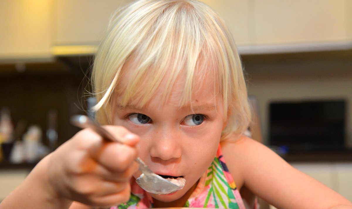 Kuidas panna lapsed sööma asju, mis esmapilgul pole komm või limonaad? 