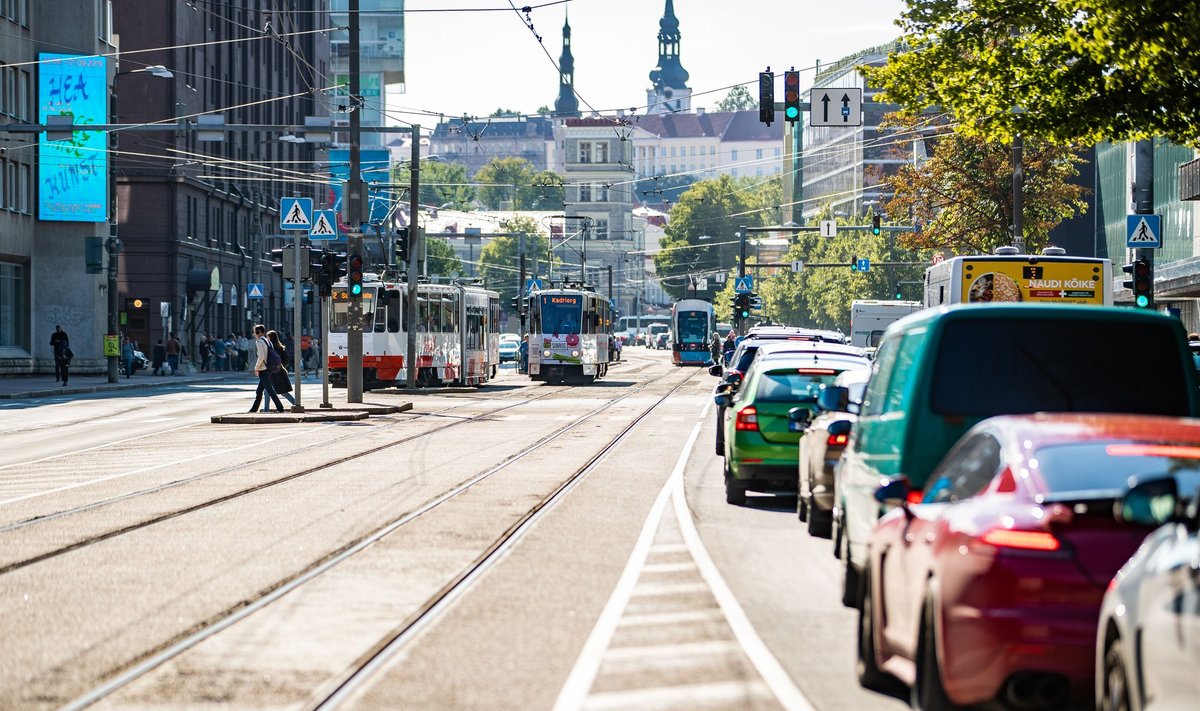 Praegu veel sõidukitest tulvil Narva maanteest saab jalakäijatele, ratturitele ja haljastusele avatud Tallinna peatänava osa. 