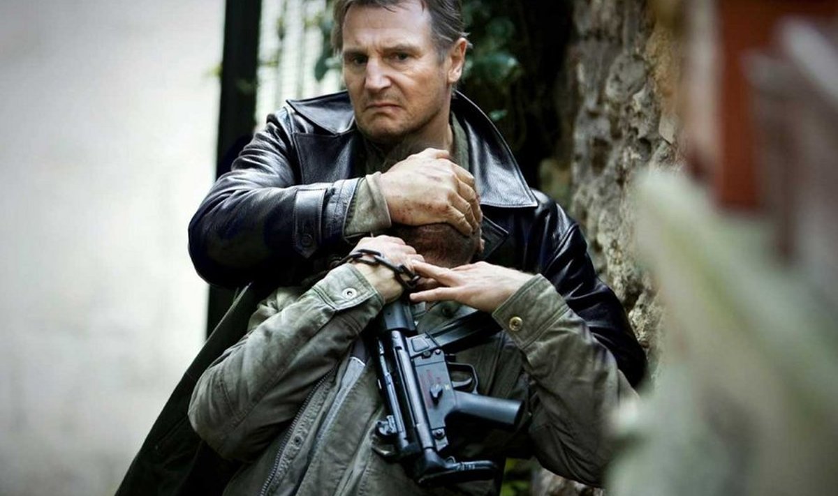 Endine luureagent Bryan Mills (Liam Neeson) puhkab aktiivselt. (Kaader filmist)