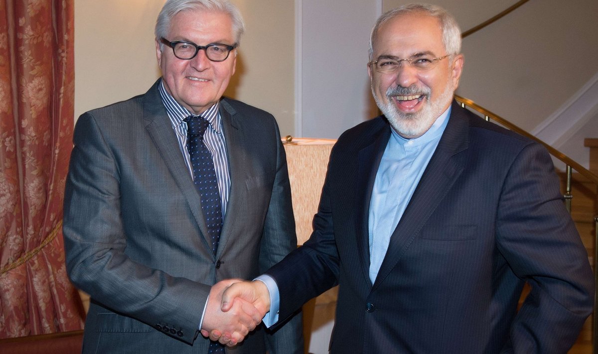Walter Steinmeier and Iranian Foreign Minister Mohammad Javad Zarif 