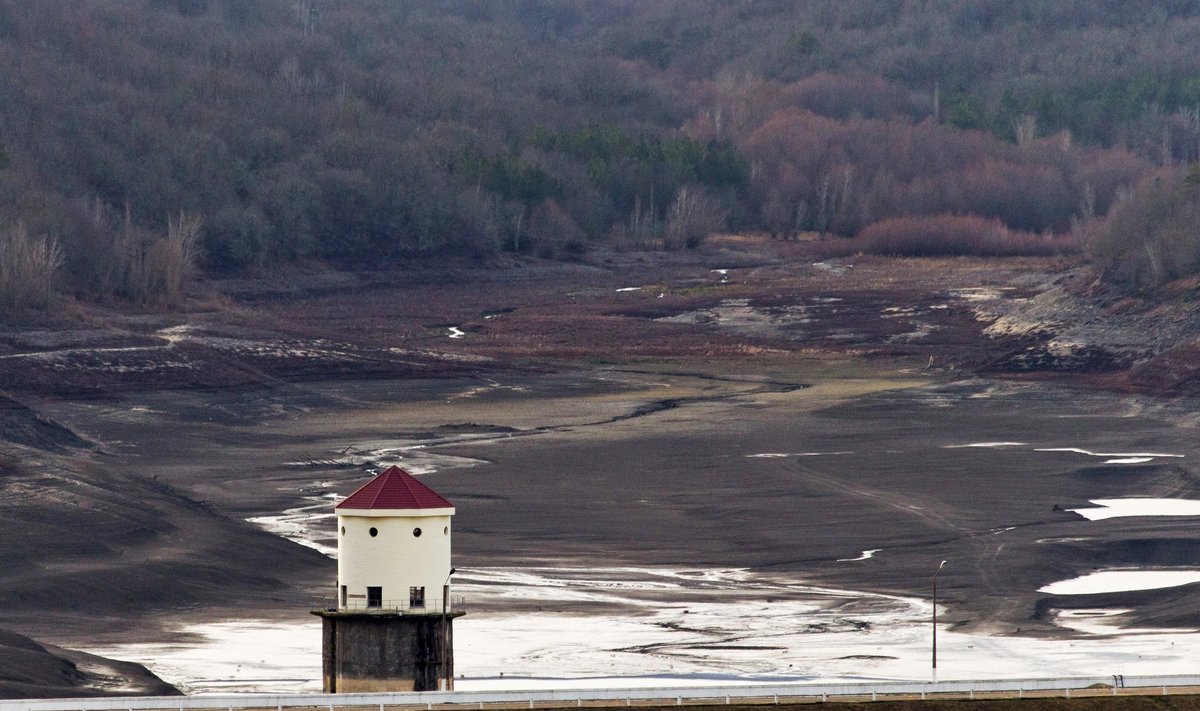 Jaltat ja Krimmi lõunaosa varustav Zagorskoje veehoidla sai aasta algul lume sulades ja sademetest veidigi täiendust.