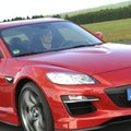 Mazda RX-8 nägu trimmiti nooremaks