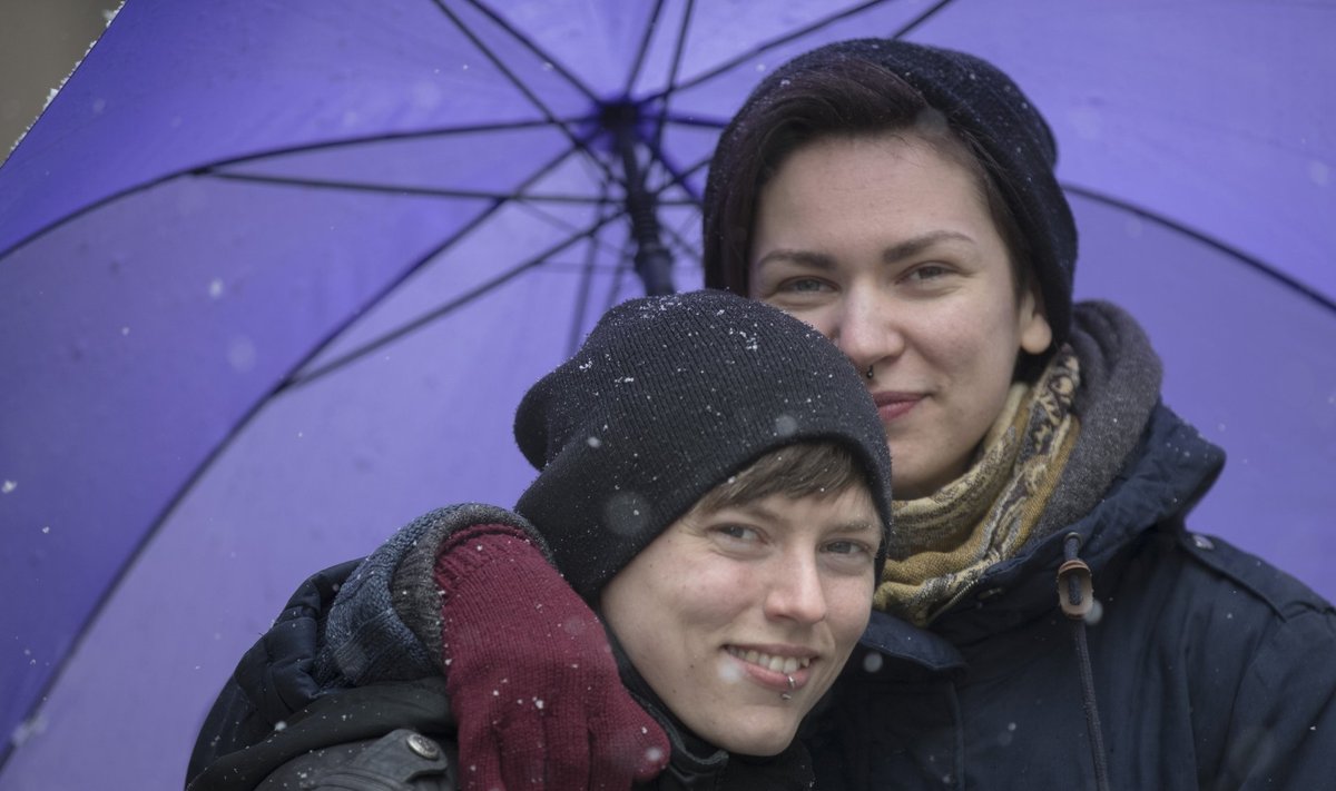 Sarah ja Kristiina Raud abiellusid 2015. aastal USA-s. Ringkonnakohtu eilse otsuse järgi ei saa Eestis nende abielu kehtivaks pidada.