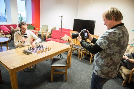 Ilmar Saabas (aastal 2016) on Delfi esimene fotograaf ja teeb siiani rõõmsalt oma tööd.