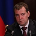 Medvedev: olümpialased peavad treenima, mitte Londonis ringi tolgendama