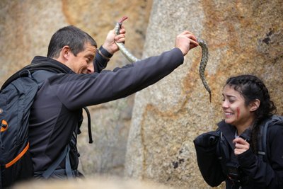 Söö, kui elu armas! Bear Grylls ja Ameerika näitleja Vanessa Hudgens.