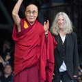 FOTOD ja VIDEO: Glastonbury festivali kõige mainekam üllatuskülaline: Tema Pühadus dalai-laama isiklikult!
