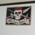 История страшного пирата Гаспара, ожившая на старом чердаке