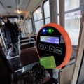 Tallinna ühistranspordis võib õigepea pileti eest tasuda ka pangakaarti viibates